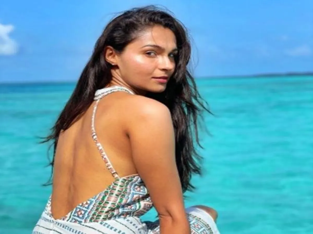 andrea jeremiah : పెద్ద రిస్క్ తీసుకున్న ఆండ్రియా: ‘మాస్క్’ కోసం ఇంటిపై రుణం!
