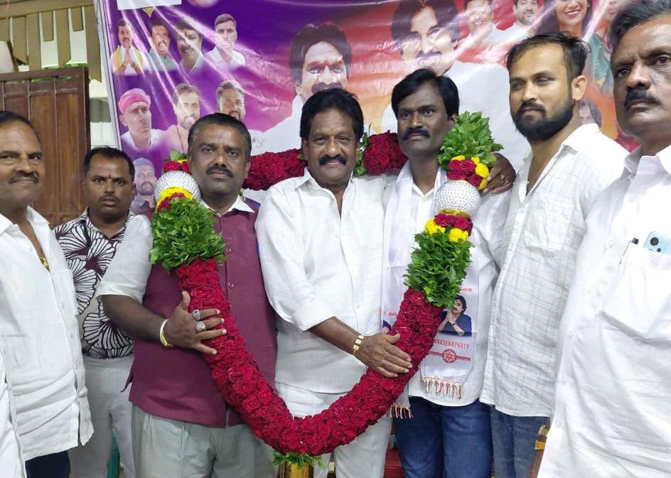 బుల్లెట్ ధర్మారావు కు ఘనంగా స్వాగతం పలికిన కర్ణాటక జనసేన