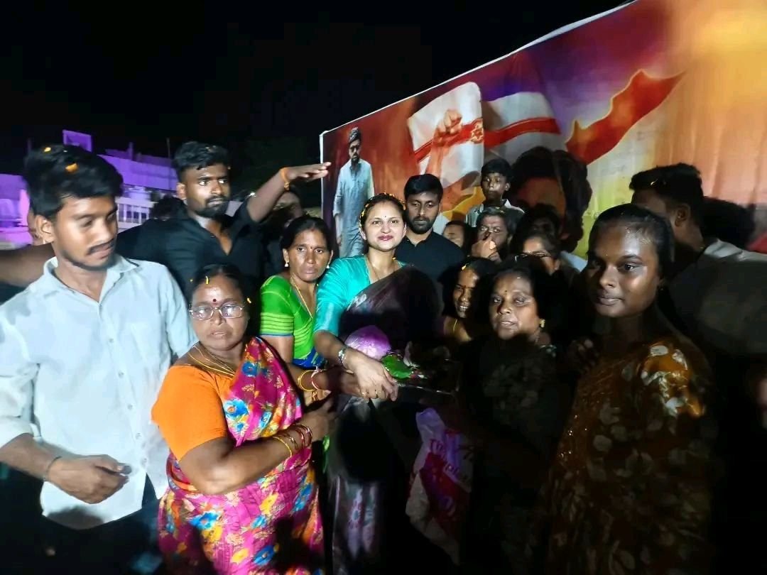 చుండూరులో రంగా గారి విగ్రహావిష్కరణలో పాల్గొన్న ఆశా కిరణ్