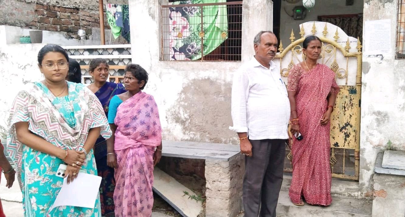 30 లక్షలు స్వాహా చేసిన అచ్చంపేట వెలుగు యానిమేటర్
