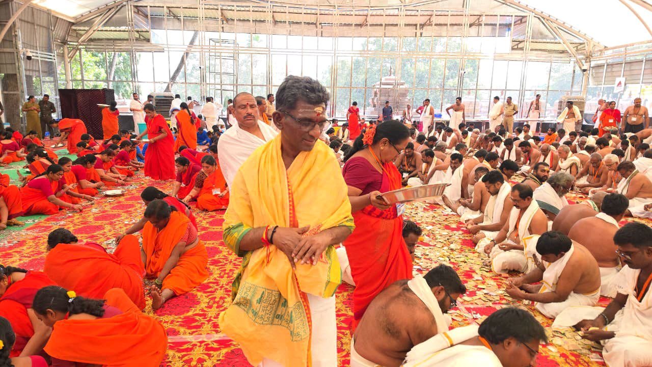 శ్రీశై మల్లన్నకు 4.22 కోట్ల ఆదాయం