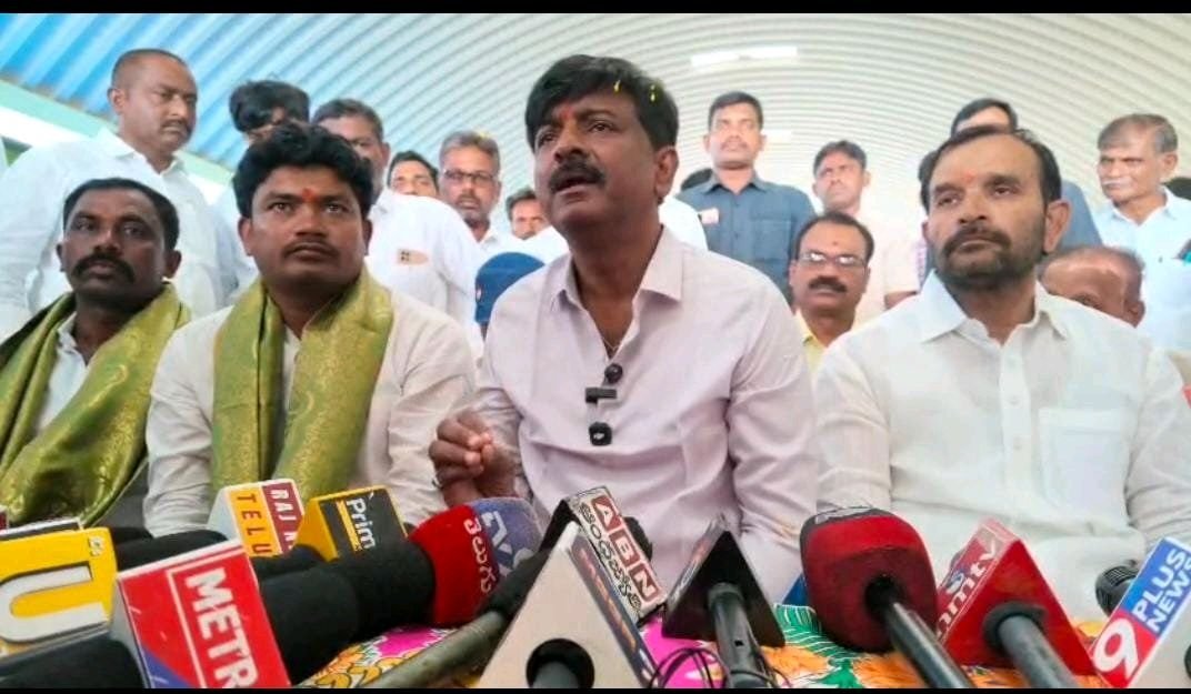 మార్కెట్ కమిటీ అభివృద్ధికి చర్యలు – బీటెక్ రవి