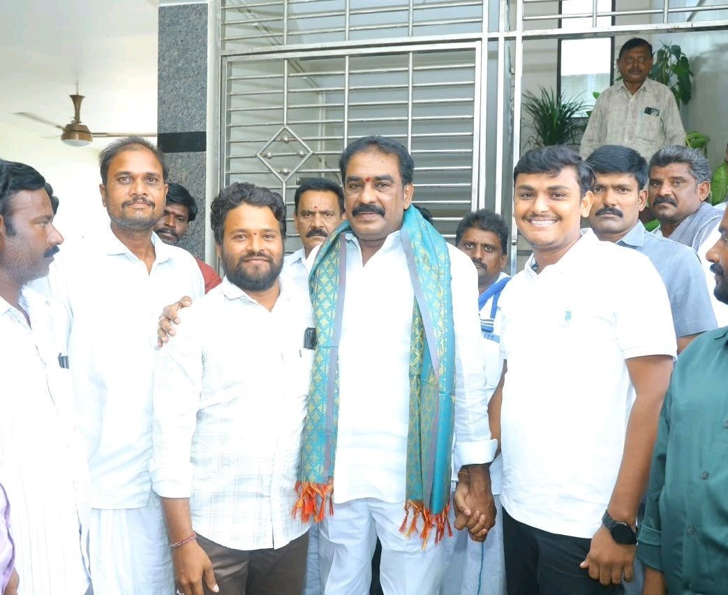 పిన్నెల్లి రామకృష్ణరెడ్డి గారిని కలిసిన షేక్ సైదా
