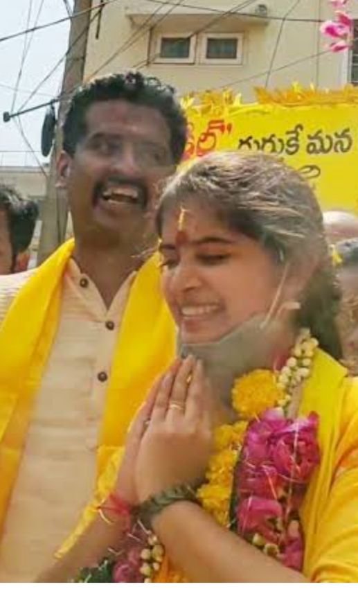 విశాఖ వాసుల మదిలో Dr. ముక్కాశ్రావణి అమ్మవారి ఆశీస్సులు