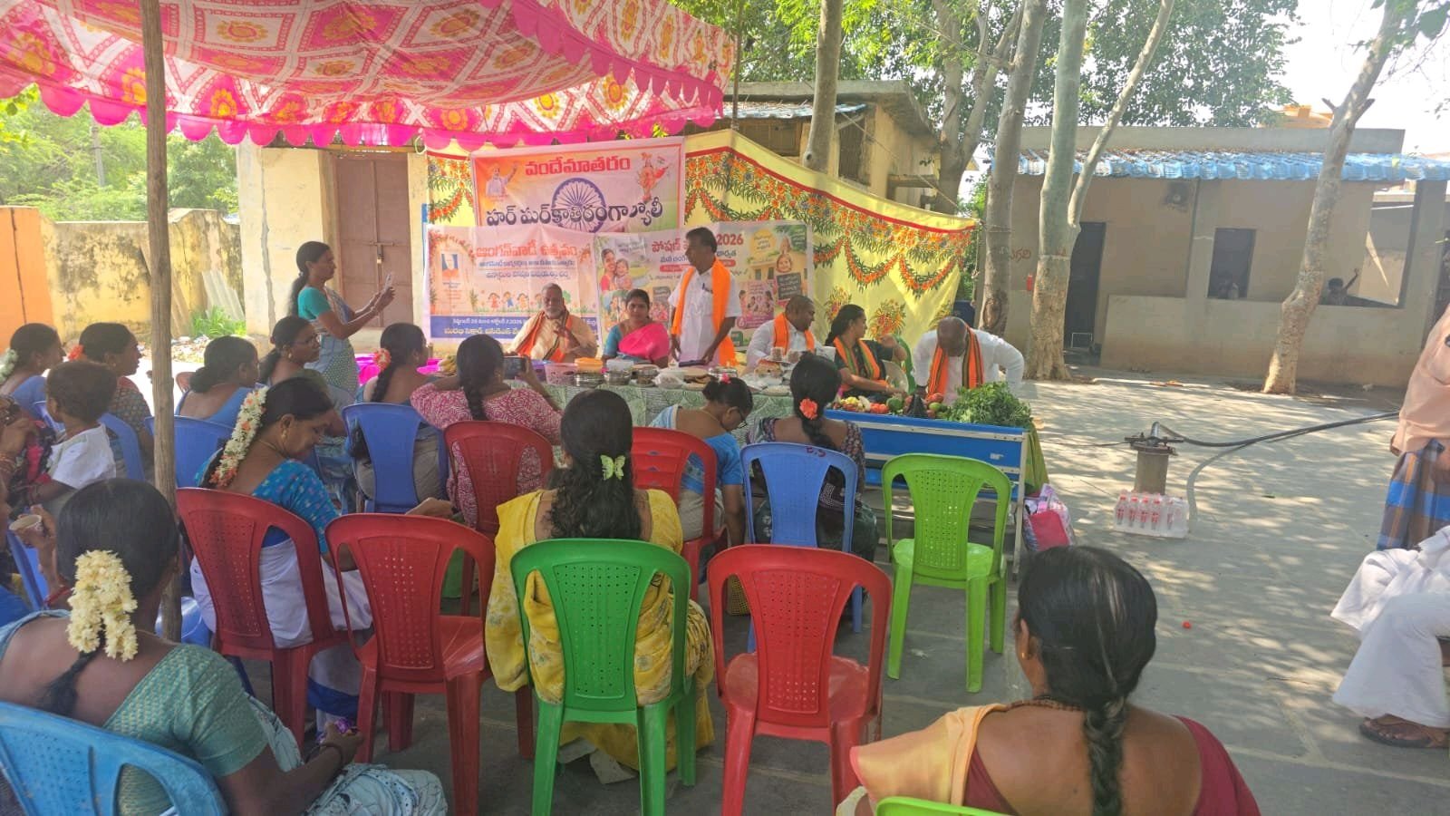 బాలల భవిష్యత్తుకు బలమైన పునాది అంగన్వాడీ కేంద్రాలు