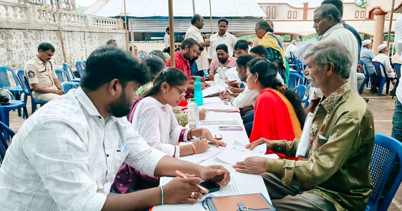 వన్ మంత్ - ఫోర్ విజిట్'తో ప్రజా సమస్యల పరిష్కారానికి వేగం
