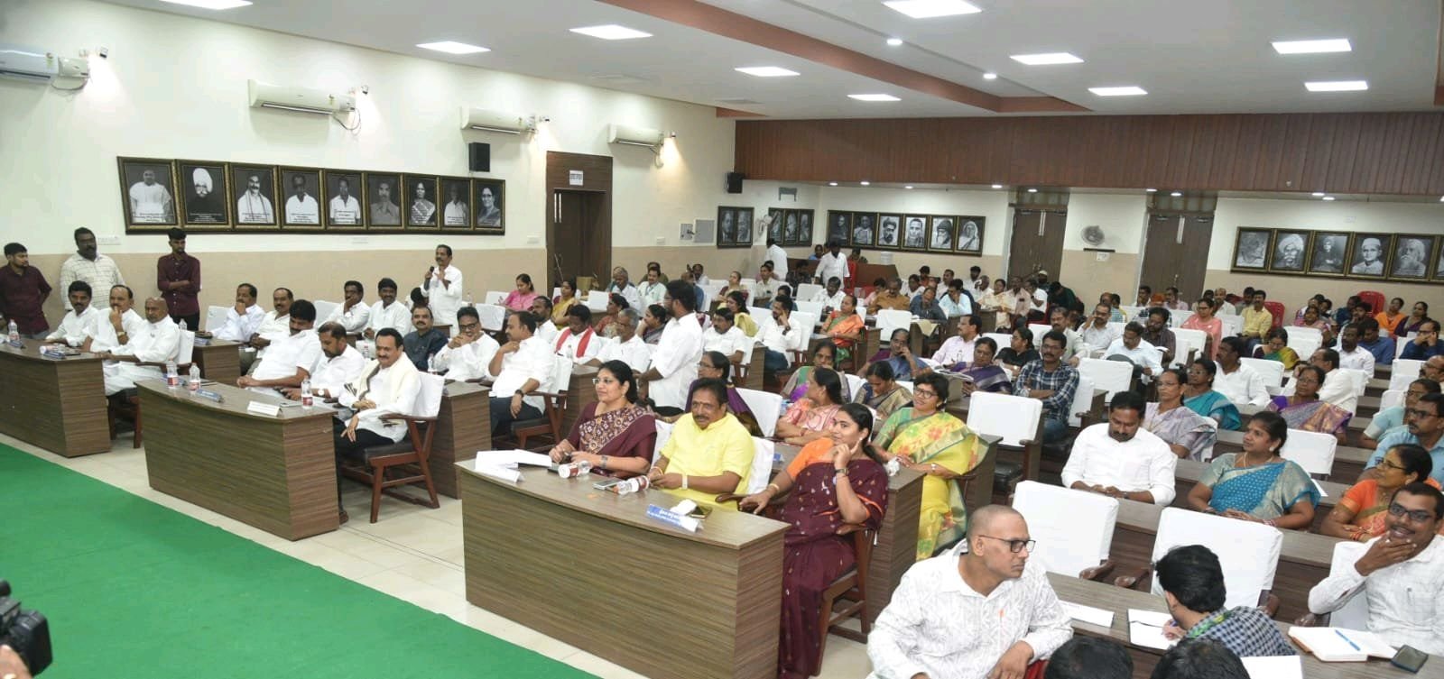 విశాఖ జిల్లా పరిషత్ సర్వసభ్య సమావేశం