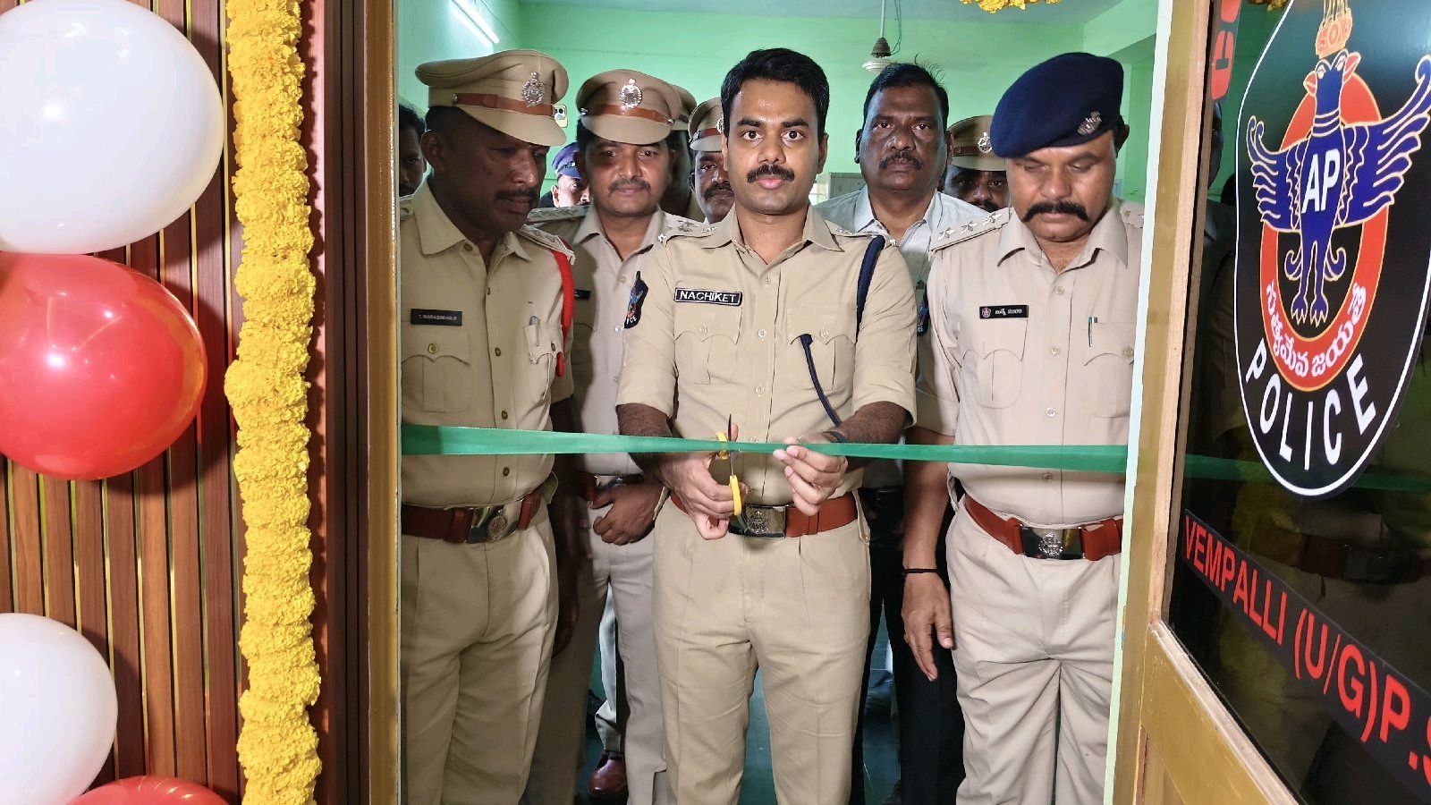 వేంపల్లి సీసీ కెమెరాల కమాండ్‌ కంట్రోల్‌ సెంటర్‌ ప్రారంభం