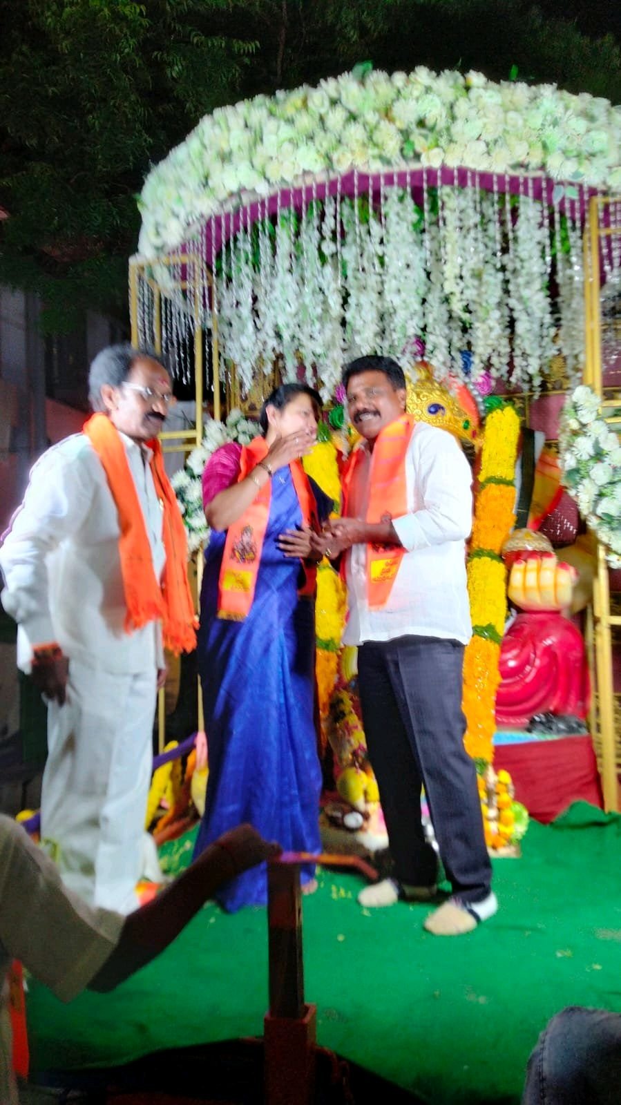 33వ విఘ్నేశ్వర పూజలో పాల్గొన్న జనసేన  నాయకులు బాడిత శంకర్