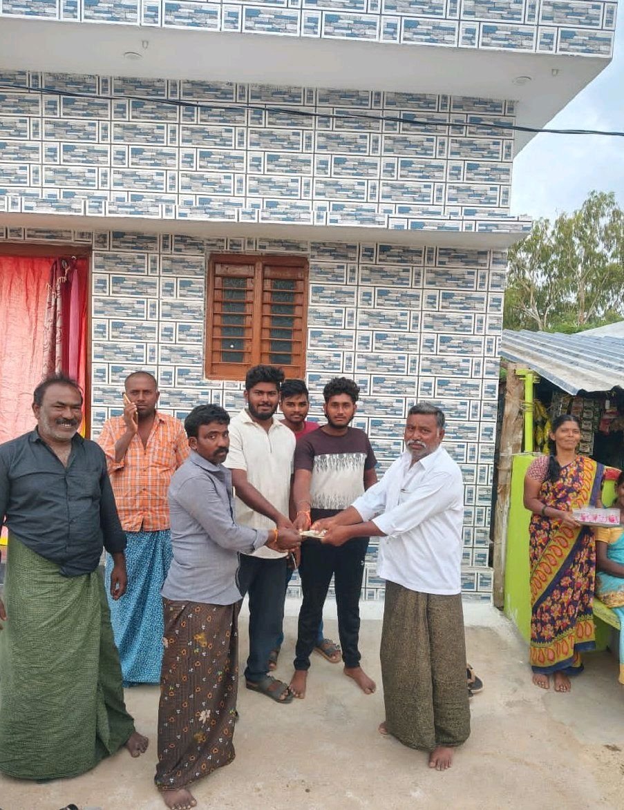 *వినాయక విగ్రహాలకు రూ.10 వేల విరాళం*
