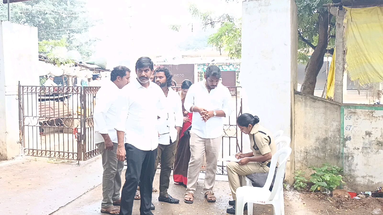 సీతారామపురం ఎంపీపీ బరిలో వైసీపీ అభ్యర్థి లోకేష్ రెడ్డి