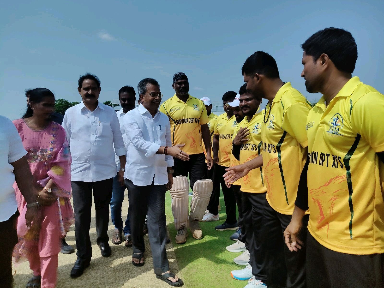 AP లో తొలిసారిగా ఉద్యోగుల ప్రీమియర్ లీగ్ క్రికెట్ పోటీలు
