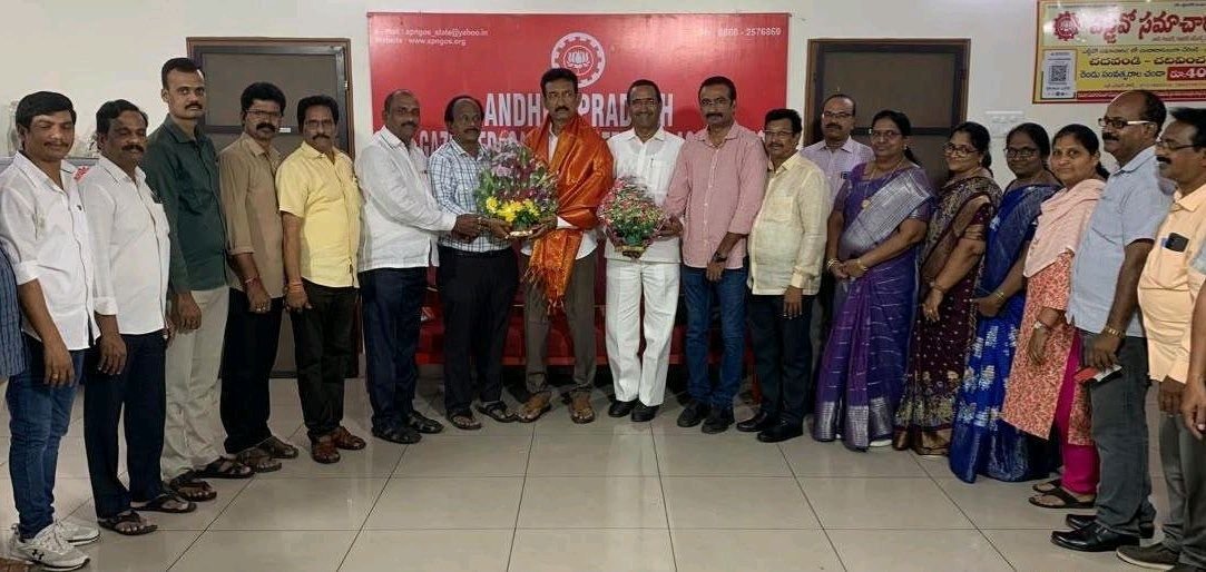 ఉద్యోగస్తుల సమస్యలపై  గళం వినిపిస్తాము ఏ విద్యాసాగర్