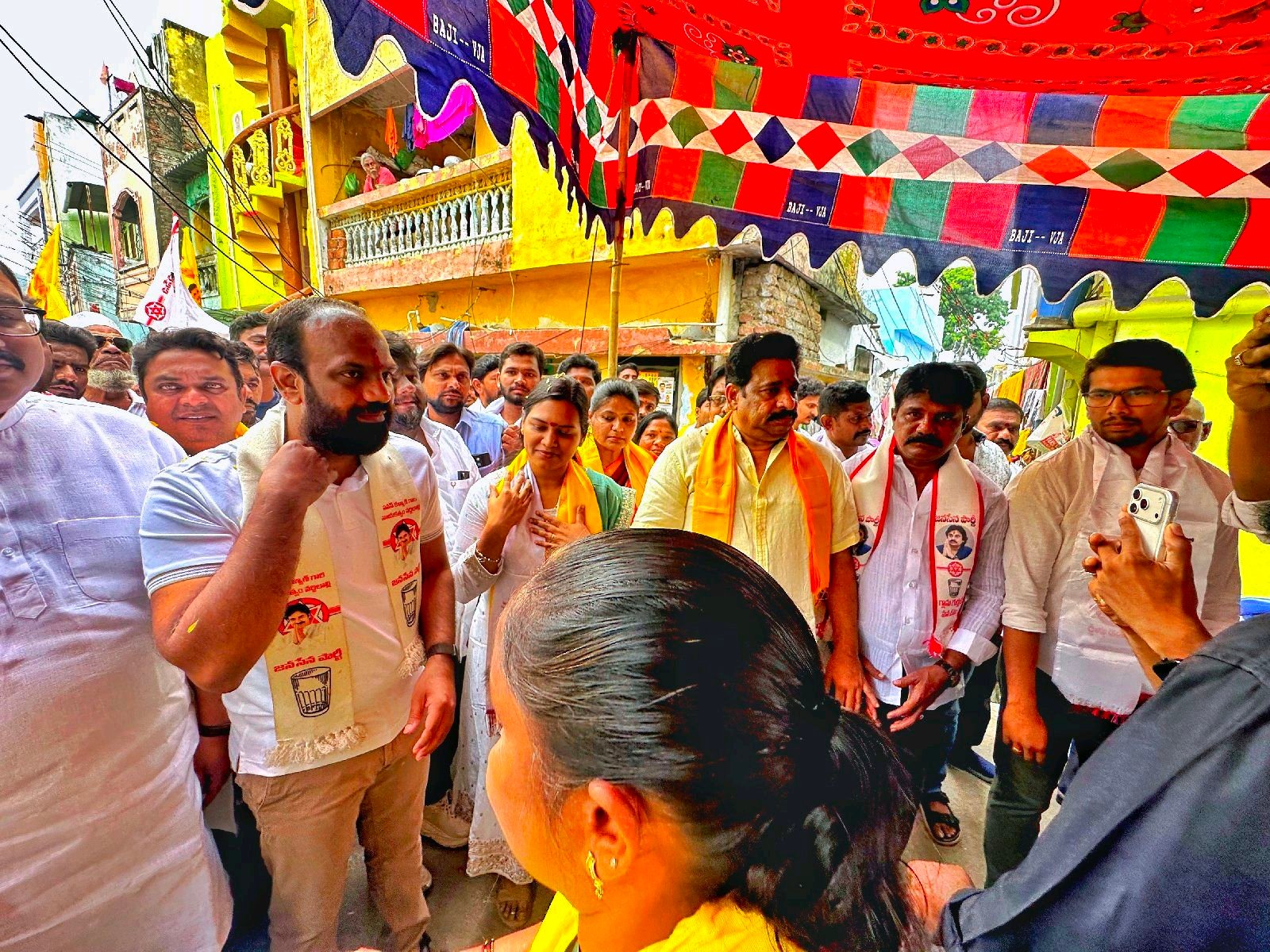వంగవీటి రాధాకృష్ణ, బాడిత శంకర్‌తో కూటమి ప్రచారం