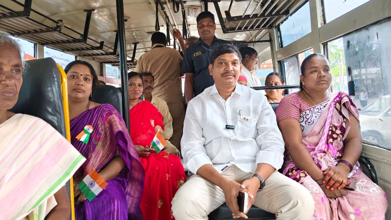 స్వాతంత్ర దినోత్సవం వేడుకల్లో MLA కాగిత కృష్ణా ప్రసాద్