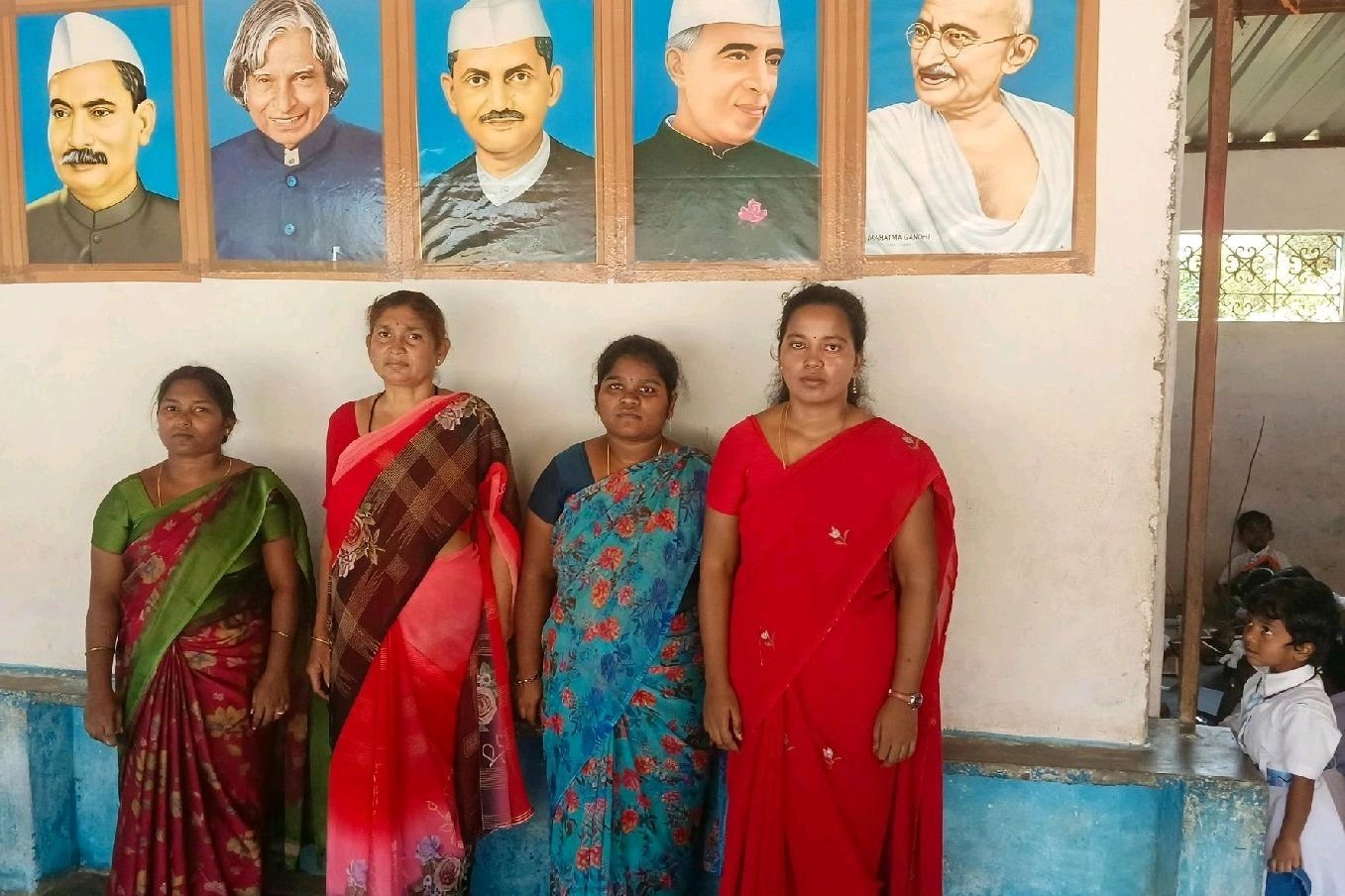 ఉపాధ్యాయులకు ఘనంగా శుభాకాంక్షలు-దొరవారిసత్రం