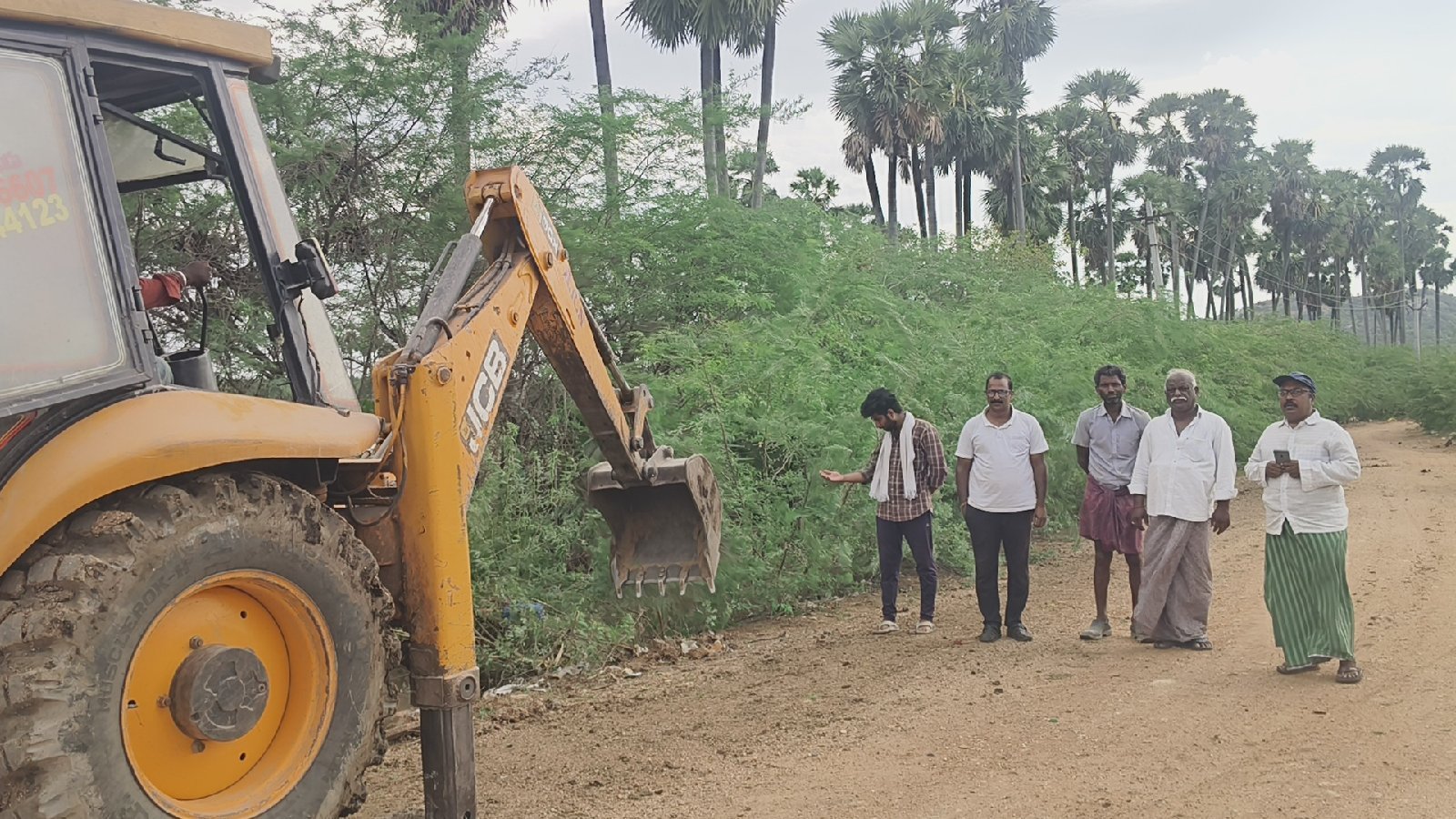 ఎన్ ఆర్ ఐ చండ్ర ఉదయ భాస్కర్  సహకారం తో జంగిల్ క్లియరెన్స్