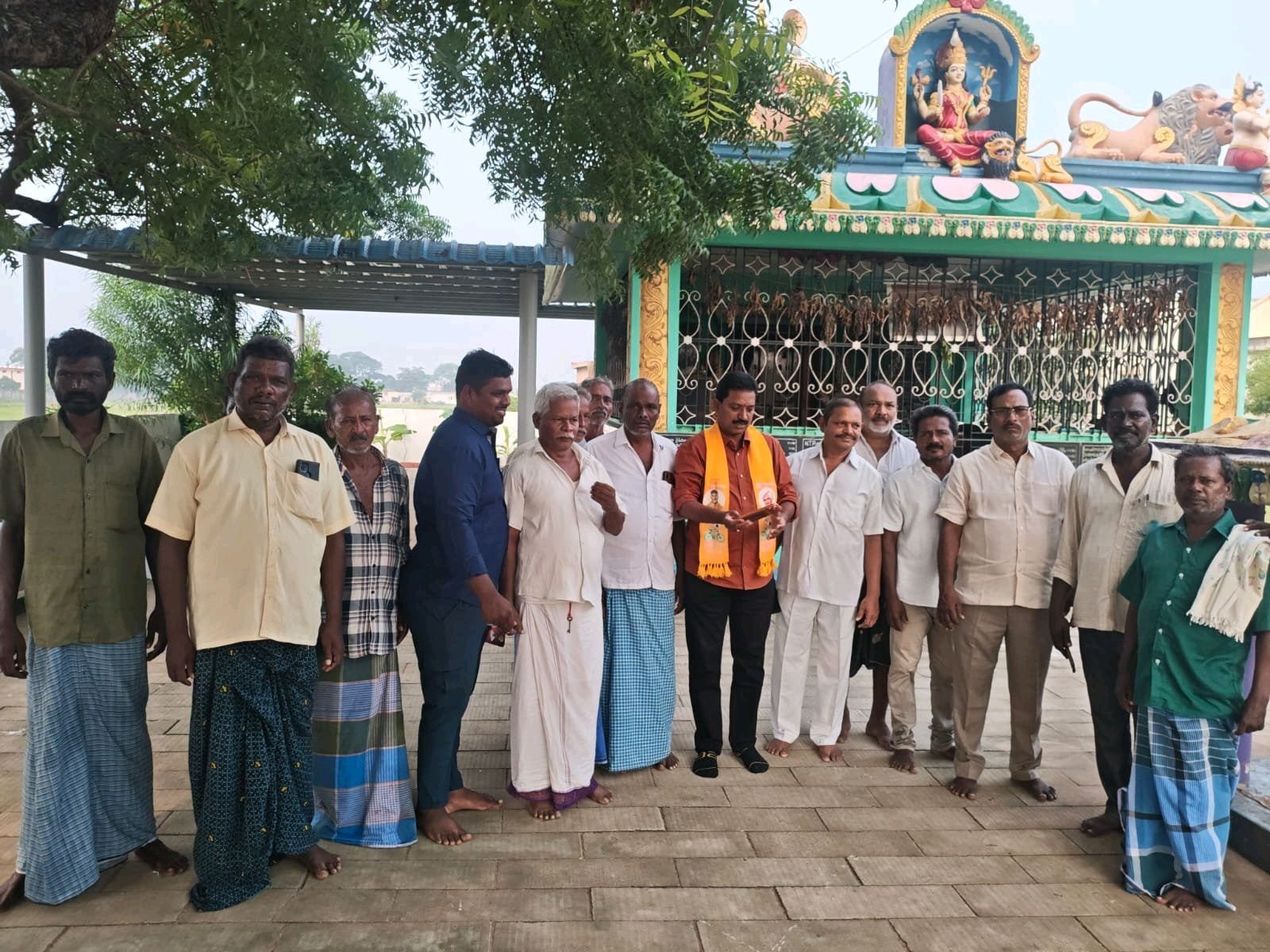 టీడీపీ ఎంపీటీసీ అభ్యర్థి దువ్వూరు జనార్దన్ రెడ్డి.