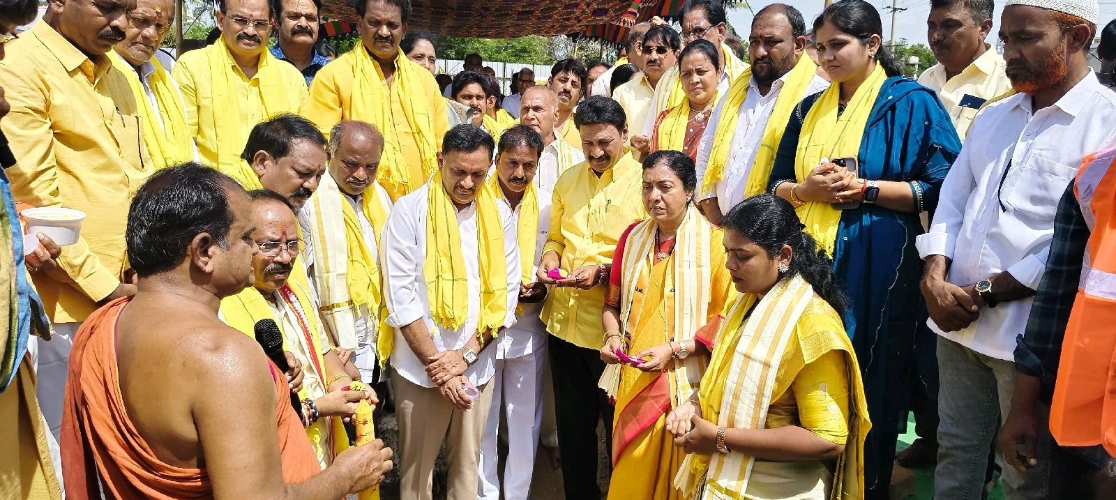 ఎన్టీఆర్ జిల్లా టీడీపీ పార్టీ కార్యాలయం శంకుస్థాపన