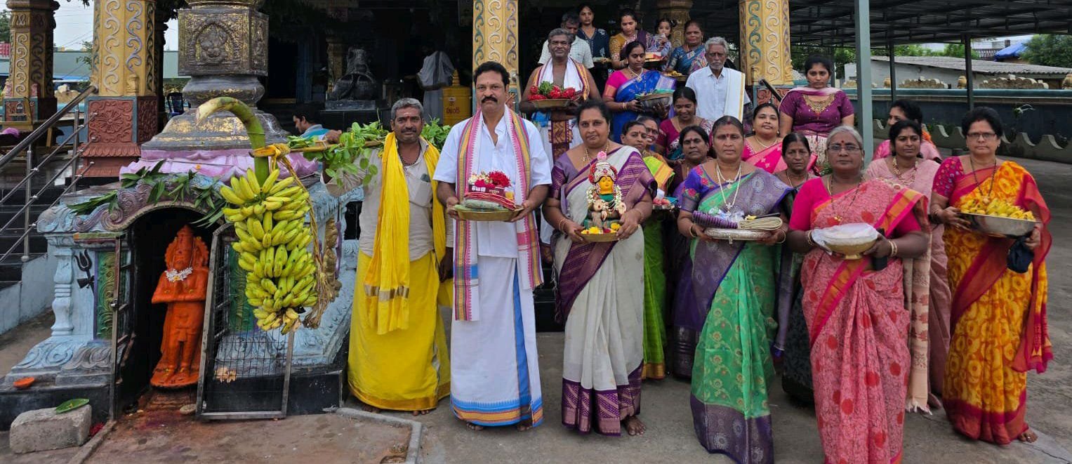శాఖంబరి దేవిగా దర్శనం యిచ్చిన లోకమాత పార్వతి దేవి