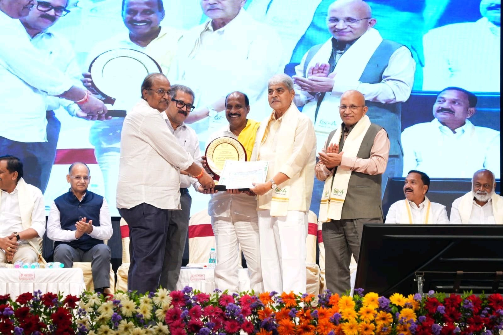 కృష్ణా డీసీసీ బ్యాంక్‌కు 'రికగ్నిషన్ ఆఫ్ ఎక్సలెన్స్'