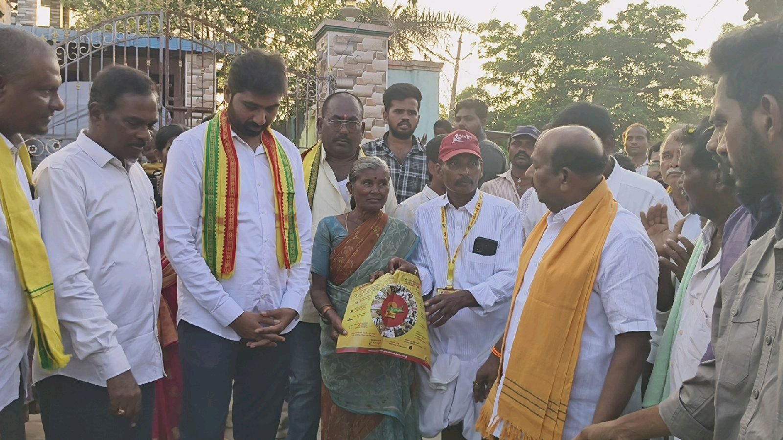 కూటమి ప్రభుత్వం కు అభివృద్ధి సంక్షేమం రెండు కళ్ళు ఎం ఎల్ ఏ