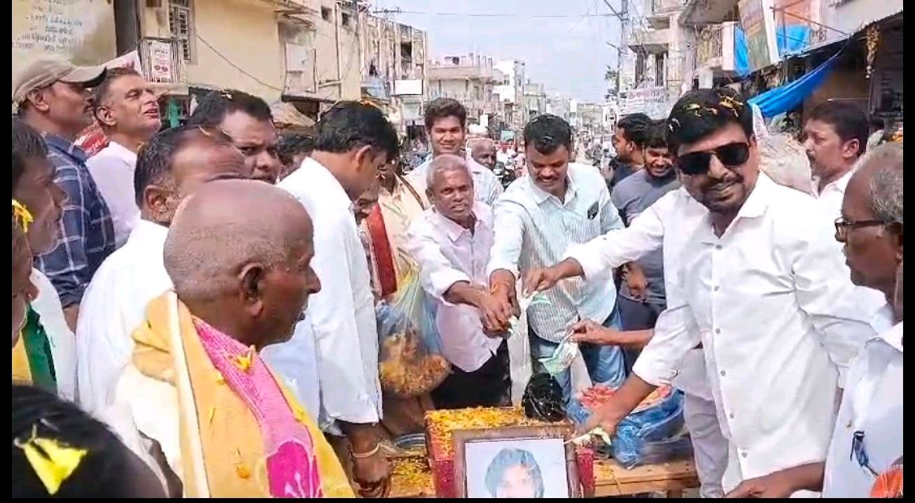 సుండుపల్లి లో పవన్ కళ్యాణ్ పుట్టినరోజు వేడుకలు