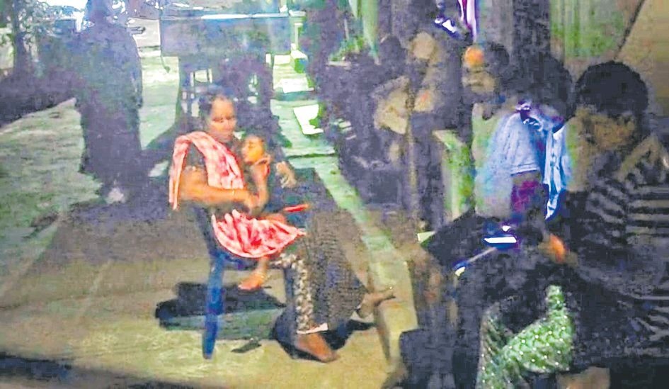 చీకట్లో కూటమి సర్కార్. కరెంట్ కోతలు మండిపడుతున్న ప్రజలు