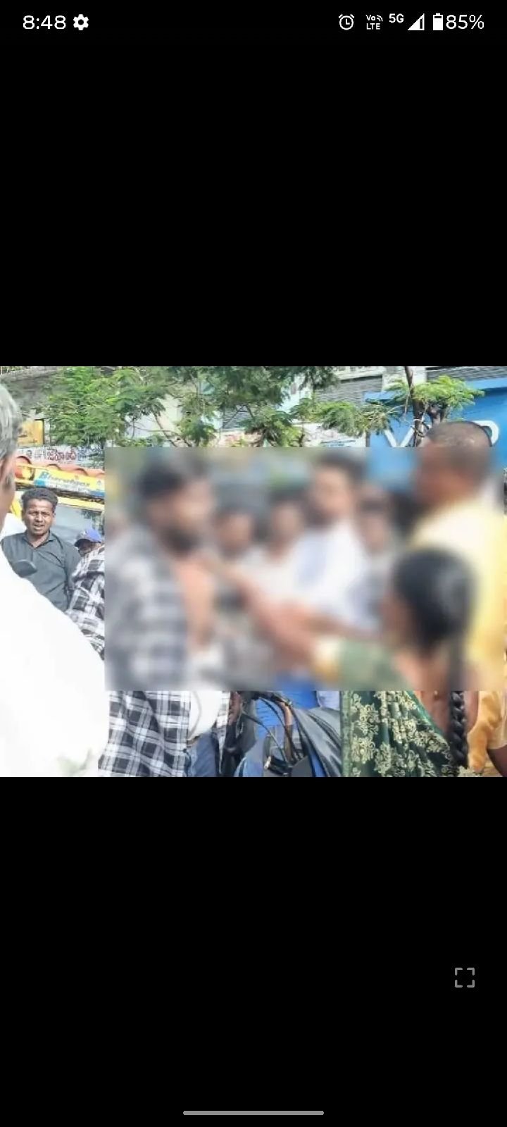 ఆదోని యం యం రోడ్డు లో మహిళ పై దాడి