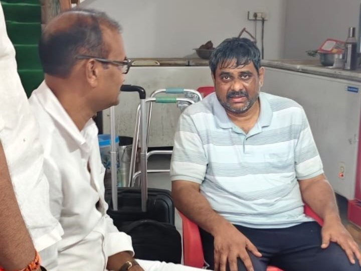 ముద్రగడ భౌతికకాయానికి నివాళి అర్పించిన - జెట్టి