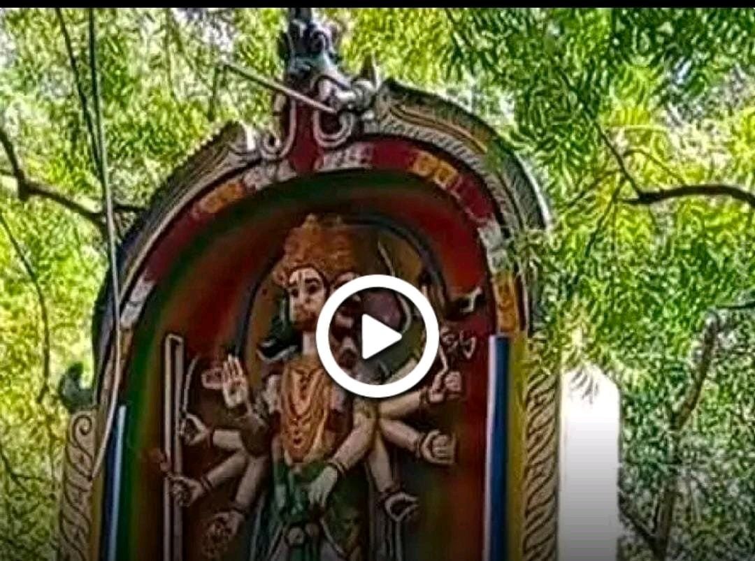 పాత మార్కెట్ అంజన్నకు శ్రావణమాస పూజలు