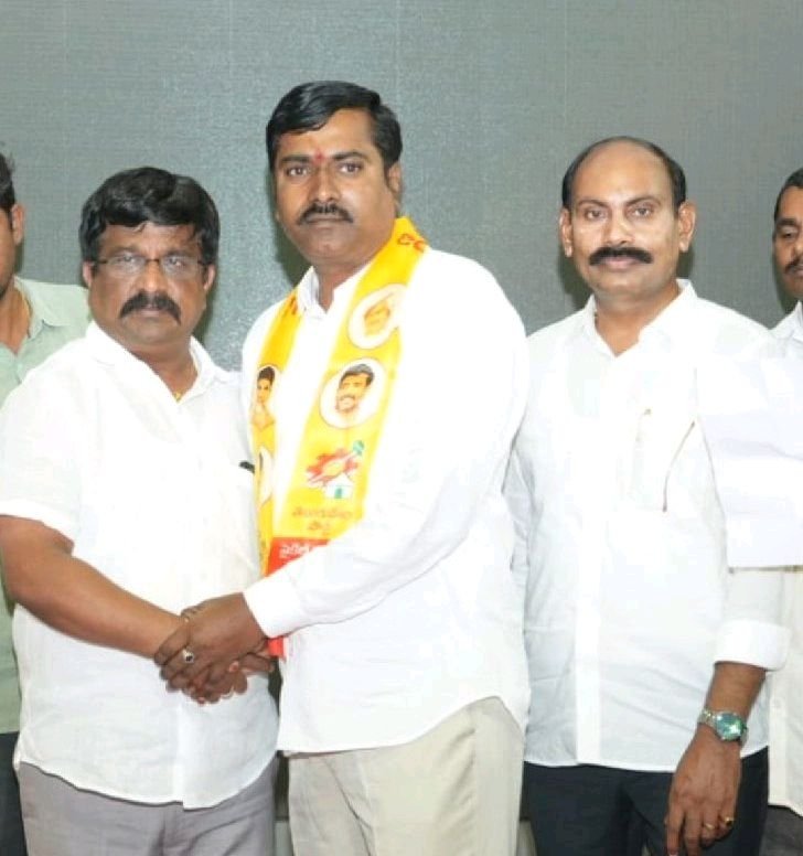 వైసిపి వీడి టిడిపిలోకి మాజీ సింగిల్ విండో పోలా