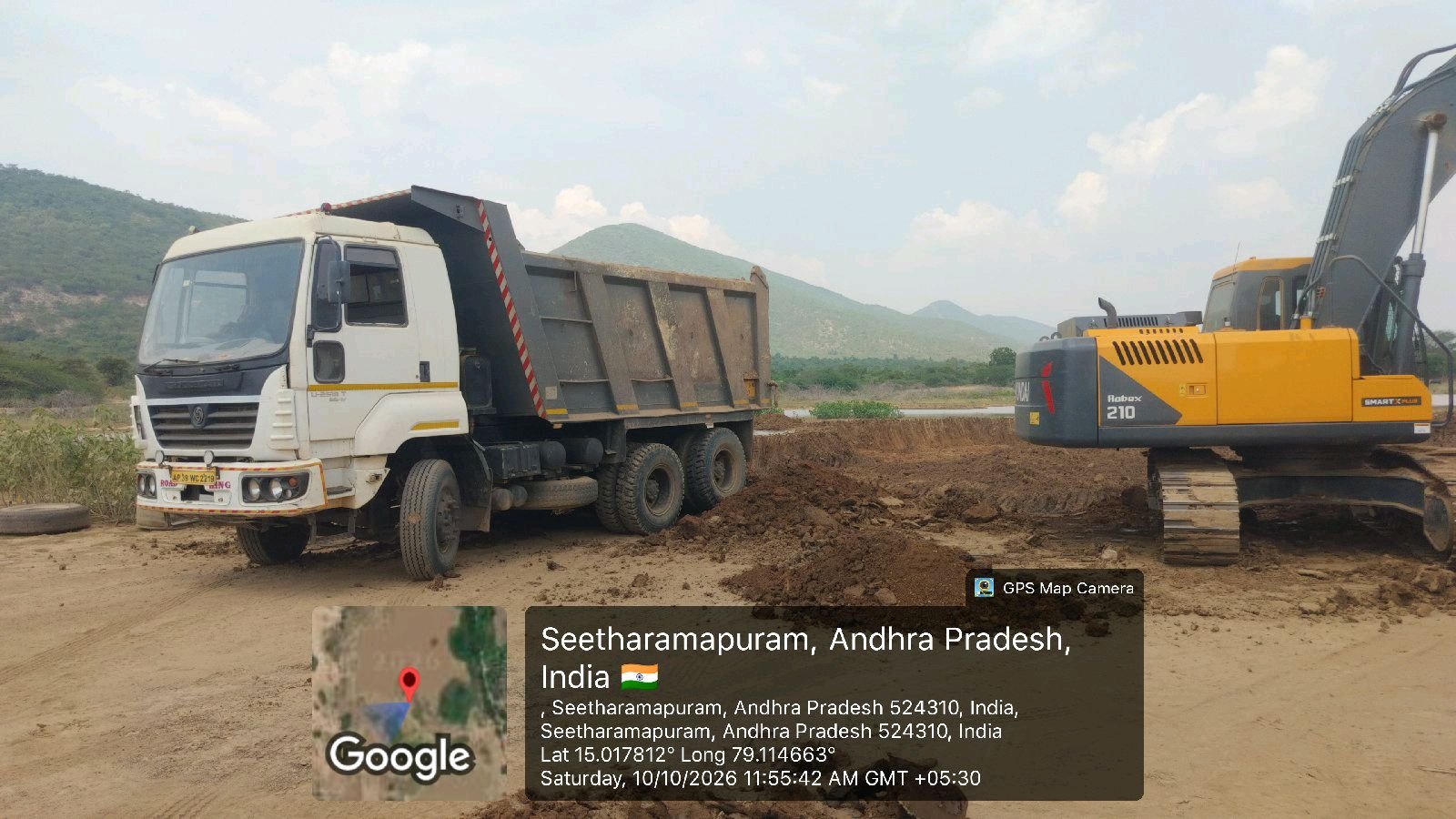 చెరువులమట్టి తవ్వకాలపై ఆరోపణలు అధికారులు డ్యూటీ లో లేరా