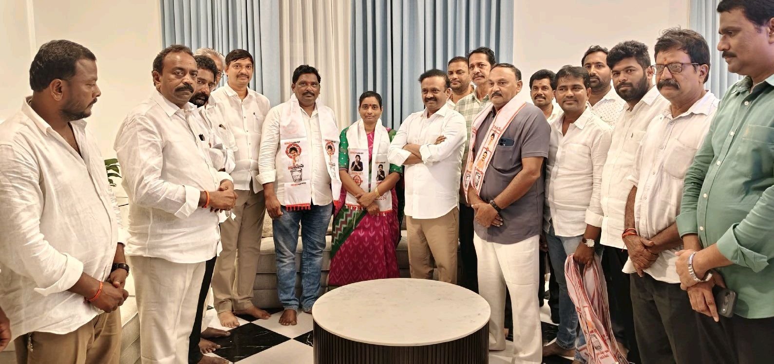 జనసేన పార్టీలో జాయిన్ అయిన పెడన మాజీ మునిసిపల్ చైర్మన్