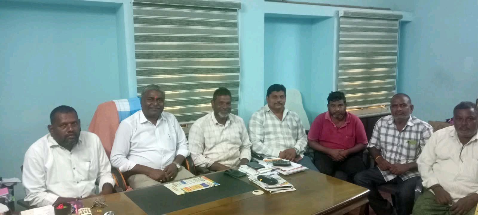 కృష్ణానది ఒడ్డున ఉన్న అమరావతి ప్రజలకు నీటి కష్టాలు