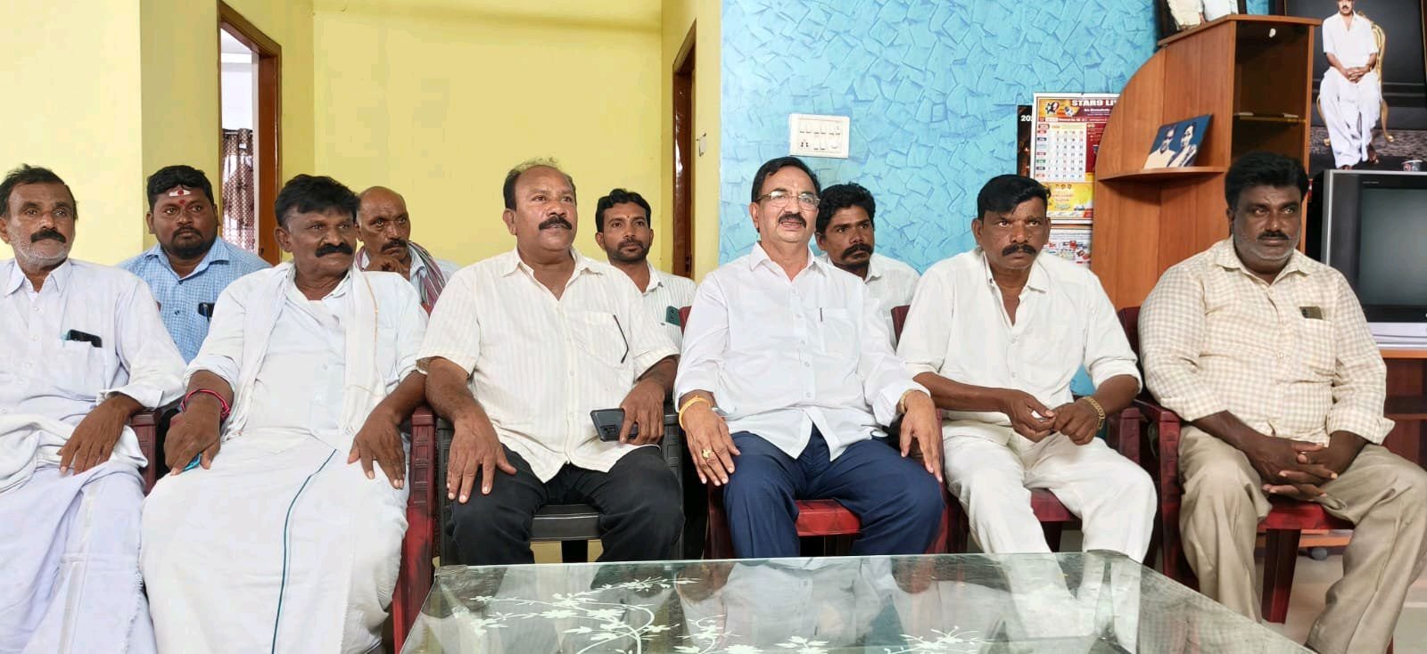 విజయానికి ప్రతి కార్యకర్త  కృషి చేయాలి చంచల్ బాబు యాదవ్