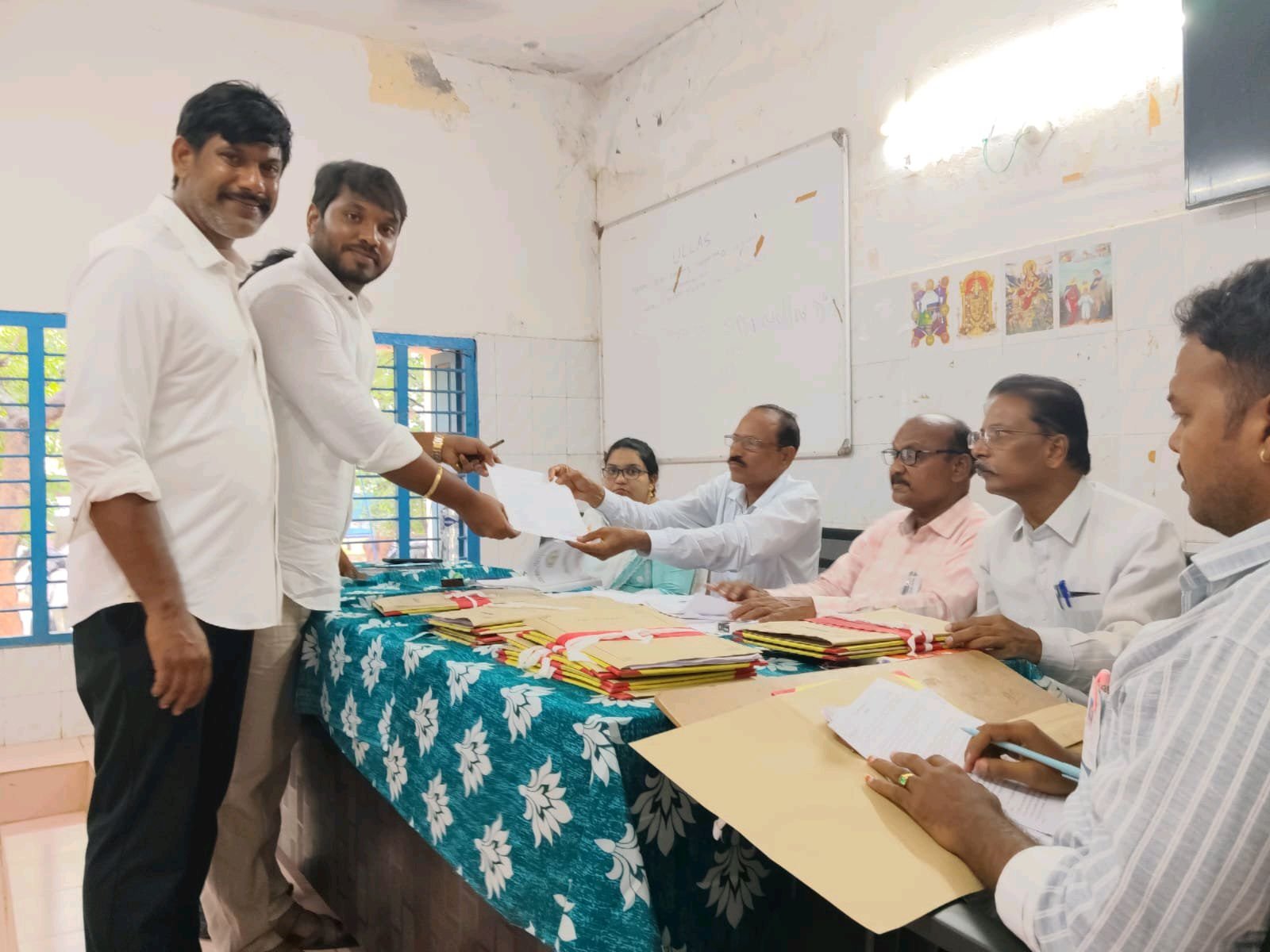 సీతారామపురం ఎంపీపీ బరిలో వైసీపీ అభ్యర్థి లోకేష్ రెడ్డి