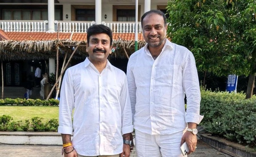 గోపాల్ యాదవ్, గంగా సురేష్ ఆత్మీయ కలయిక.