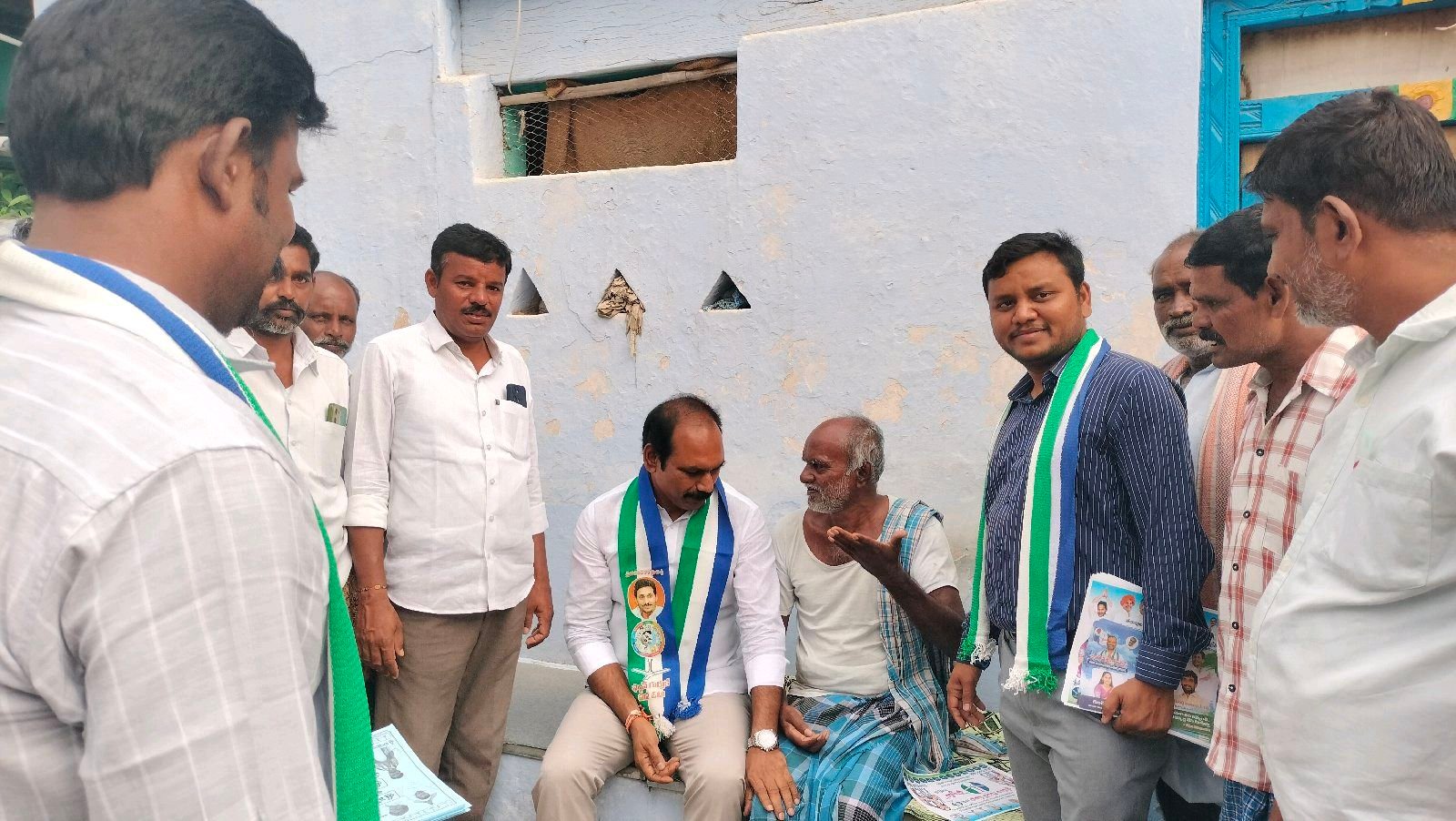 గుండువారిపల్లి పూల శ్రీనివాసులు రెడ్డి ఎన్నికల ప్రచారం