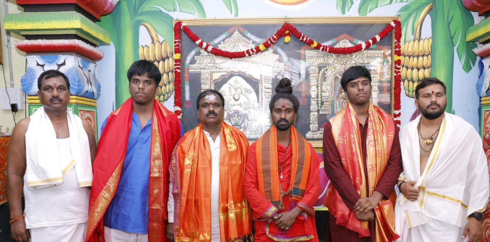 మల్లన్నను దర్శించుకున్న శ్రీ ఆదిత్య పరాశ్రీ స్వామి