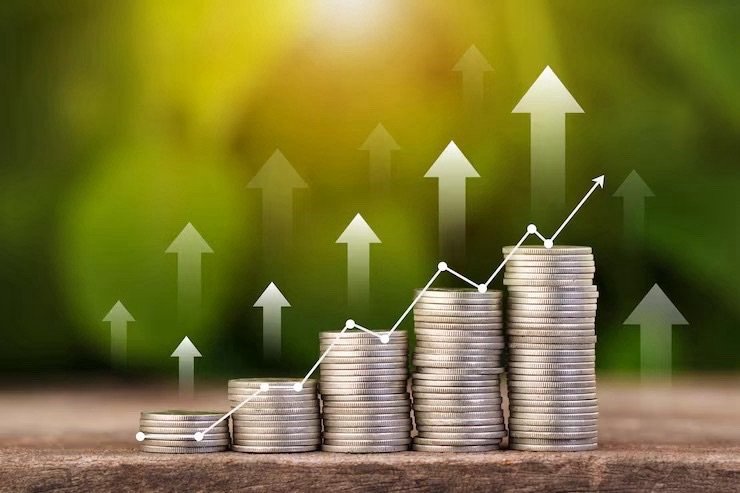 ఐదేళ్లలో నాలుగు రెట్లు పెరిగిన కోటీశ్వరులు!