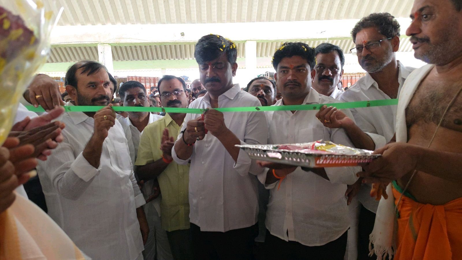 మార్కెట్ కమిటీ అభివృద్ధికి చర్యలు – బీటెక్ రవి