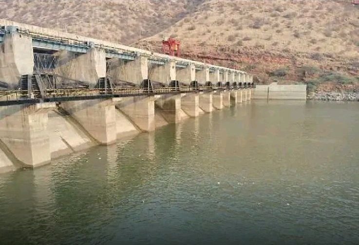 గండికోటలో జలాశయంలో  15 టీఎంటీలను చేరిన నీరు