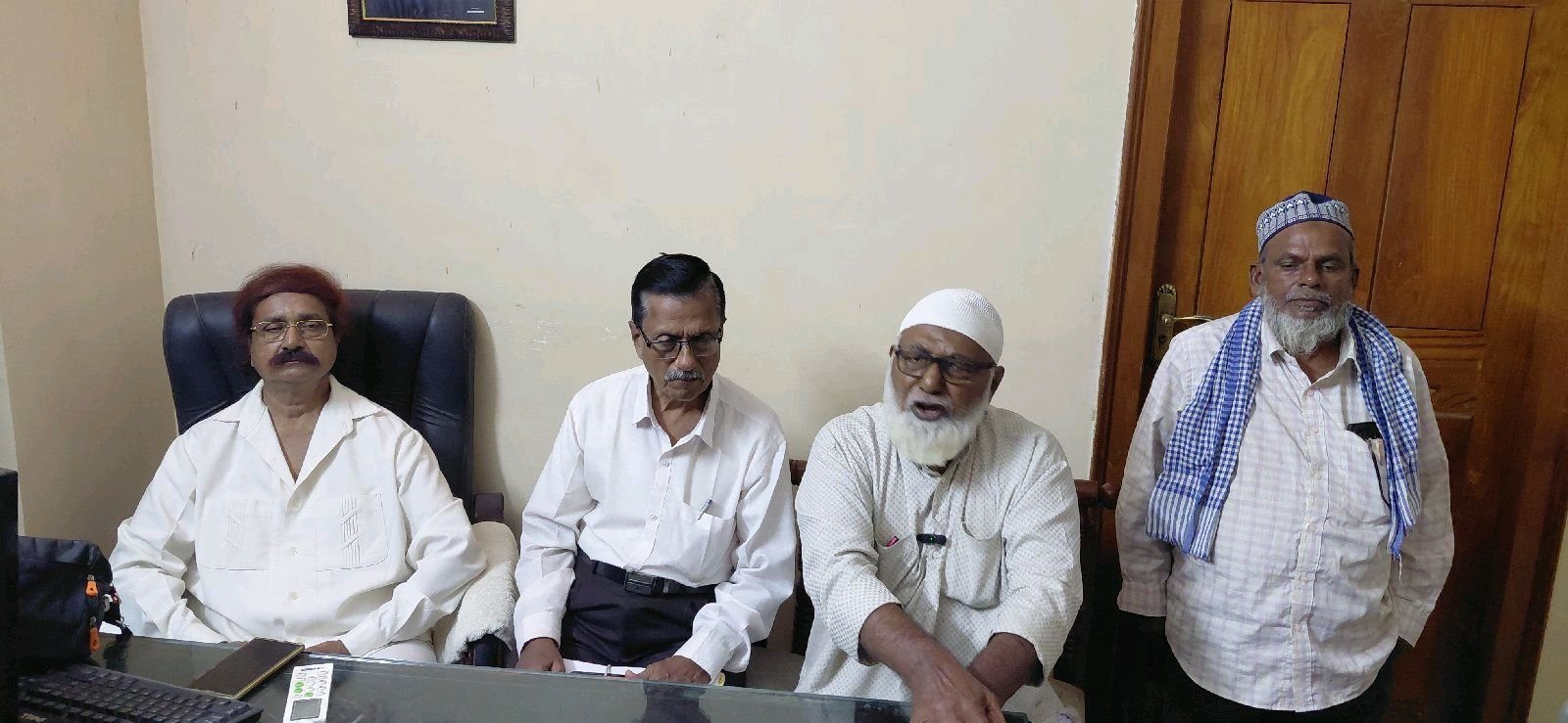 కటారి ఈశ్వర్‌కుమార్‌ పిలుపు.. ముస్లింలతో సోదరభావంతో