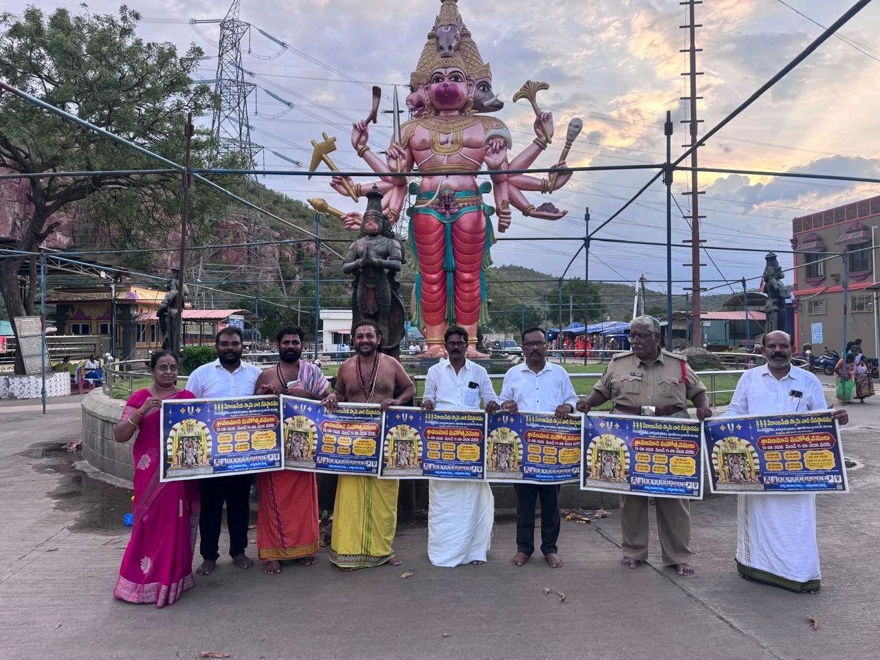 గండి క్షేత్రంలో శ్రావణమాసం ఉత్సవాల పోస్టర్ల ఆవిష్కరణ