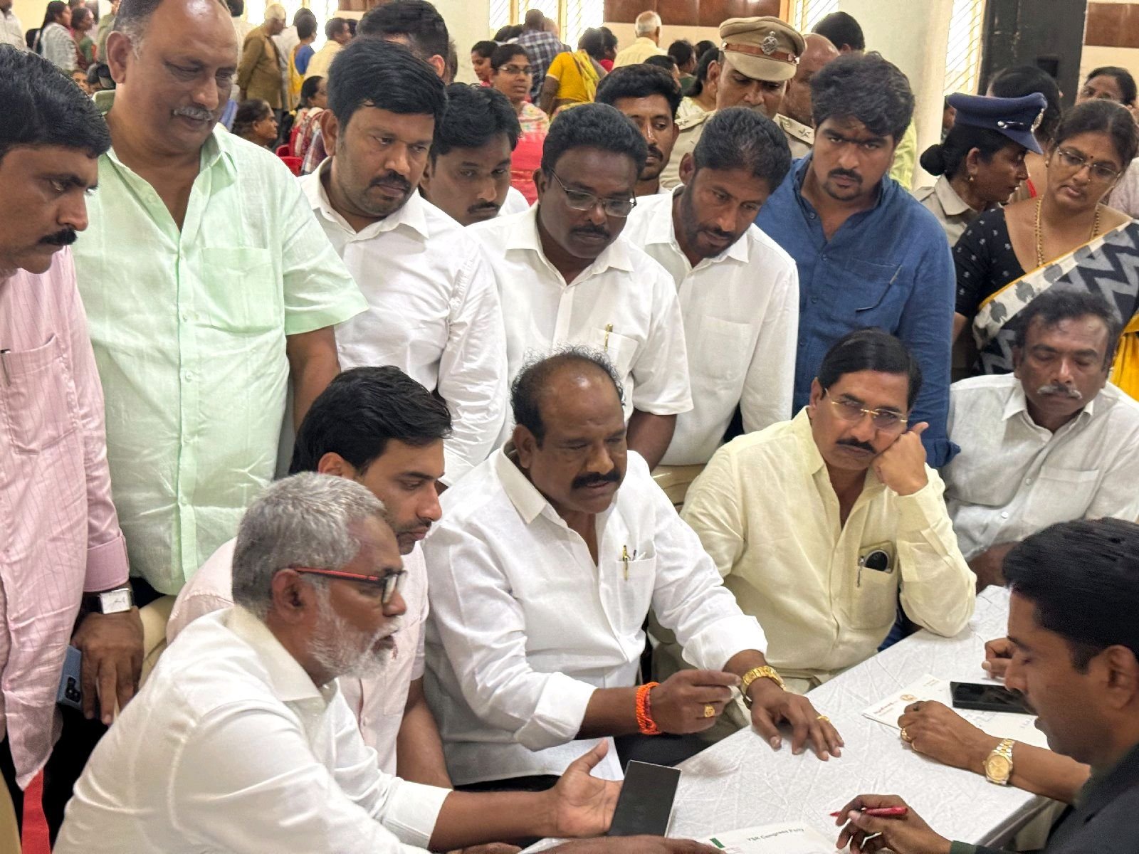 మిర్చి రైతు క్రాప్ ఇన్సూరెన్సు ఆగస్టు ఆఖరి వరకుపొడిగించు