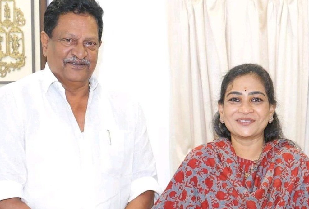 ఏపీహోం మంత్రి అనిత స్టేట్ వేరోస్ కార్పొరేషన్ చైర్మన్ రావి