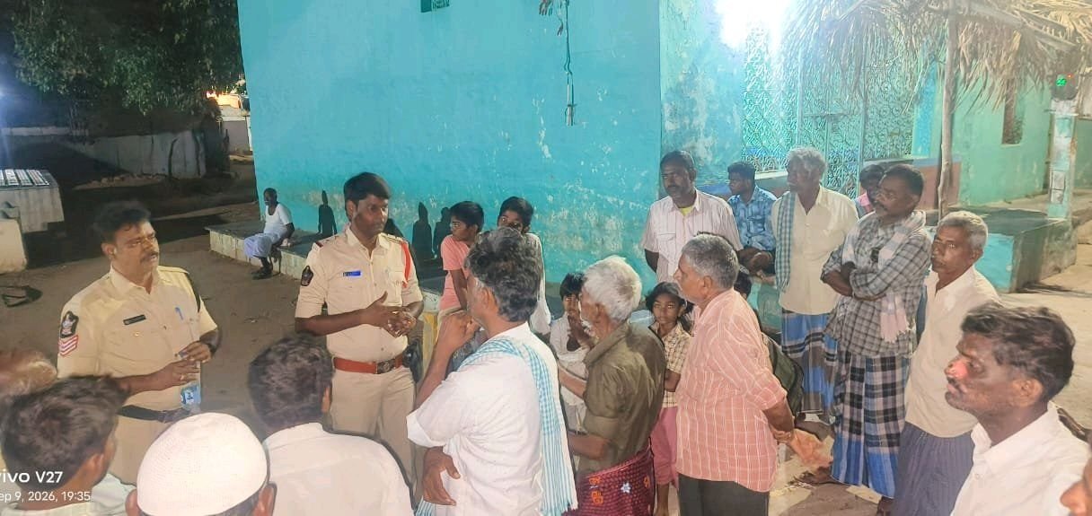 *గ్రామ సమావేశంలో ఎస్సై చెన్నయ్య