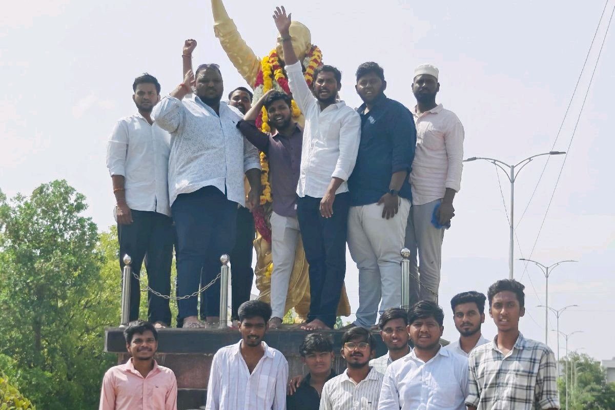 యోగివేమన యూనివర్సిటీలో వైఎస్సార్ వర్ధంతి కార్యక్రమం