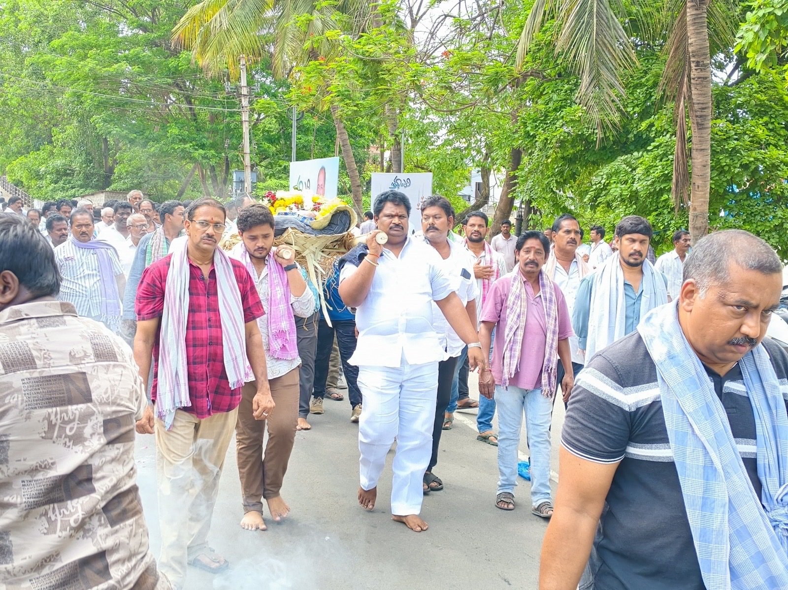 రావులపాలెం పంచాయతీ మాజీ ఉపసర్పంచ్  మునిరెడ్డి మృతి